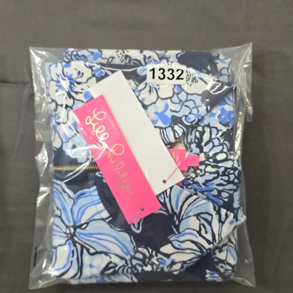 Lilly Pulitzer UPF 50 Skipper Popover Low Tide Navy Bouquet All Day Medium - Picture 13 of 13